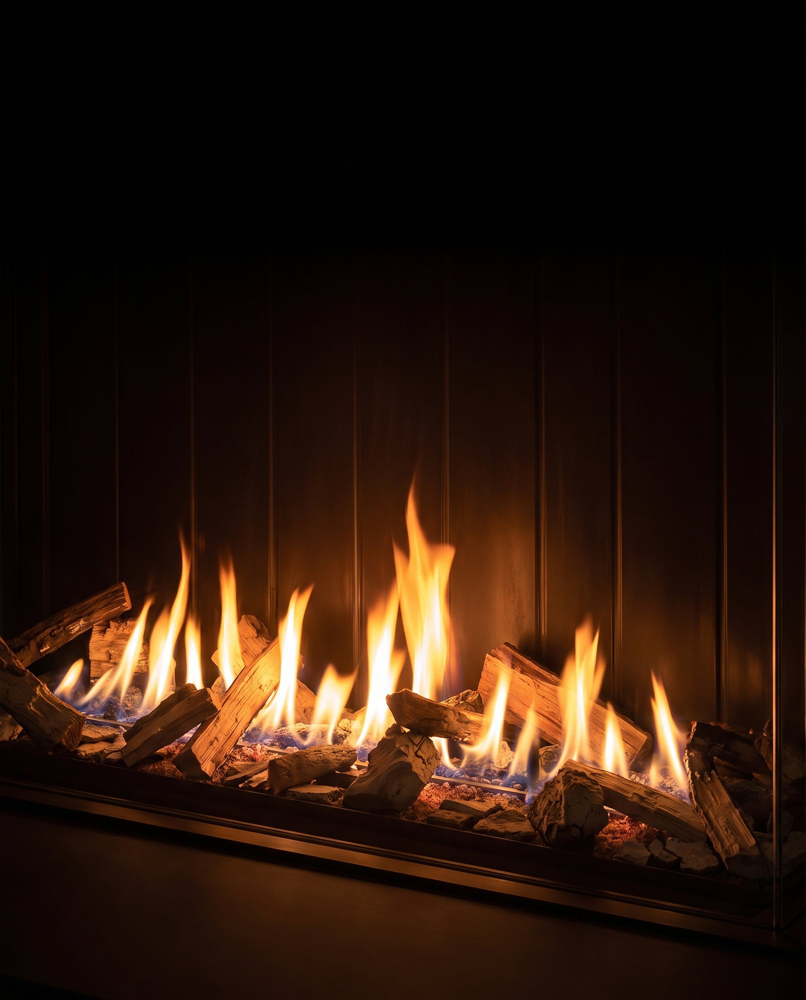 The driftwood fire and pale ember strip, up close